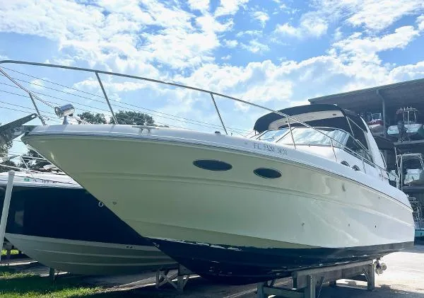 Slide: The Image of Sea Ray 310 Sundancer 2001 - 3