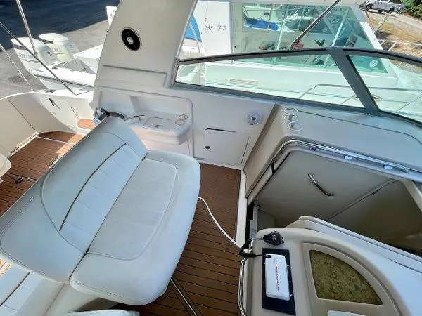 Slide: The Image of Sea Ray 310 Sundancer 2001 - 8