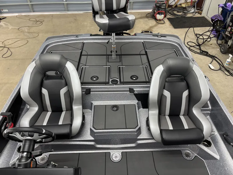 Slide: The Image of Nitro Z Series Z21 XL Pro 2026 - 18