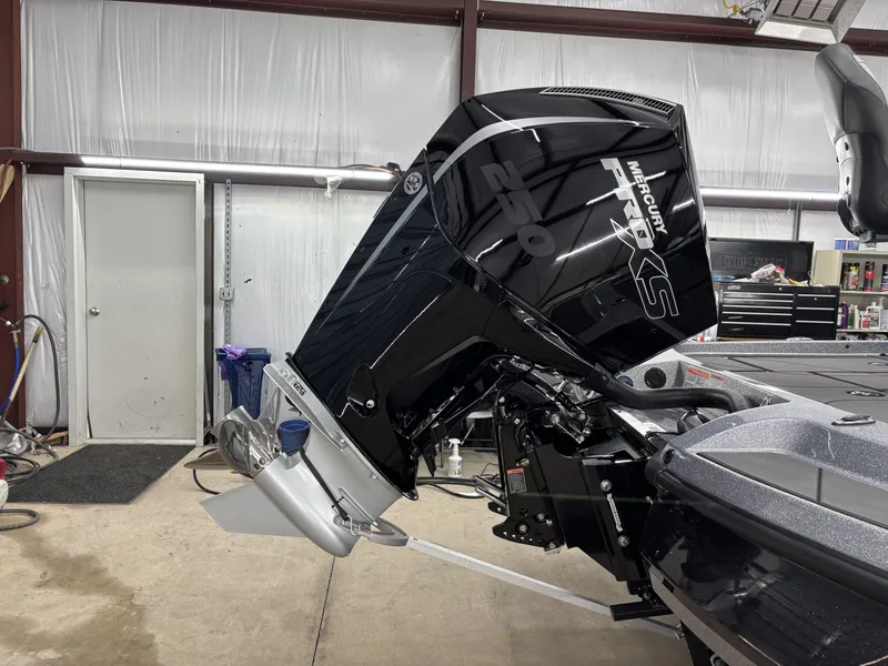 Slide: The Image of Nitro Z Series Z21 XL Pro 2026 - 5