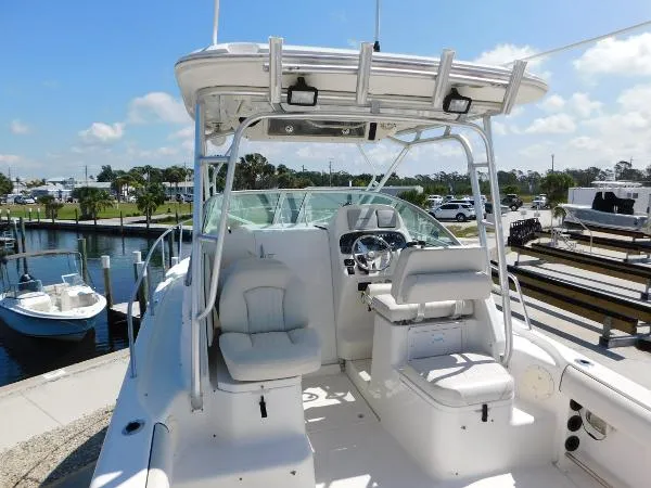 Slide: The Image of Robalo R 265 CUDDY CABIN 2007 - 11