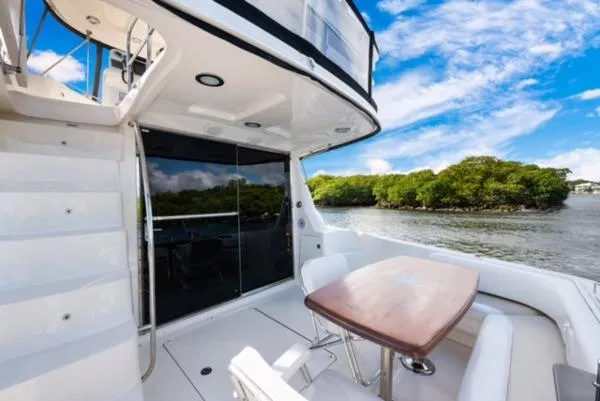 Slide: The Image of Sea Ray 520 Sedan Bridge 2013 - 5