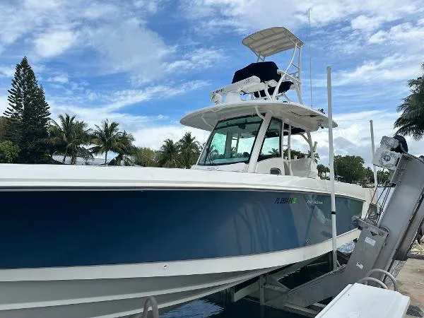 Slide: The Image of Boston Whaler 350 Outrage 2014 - 8
