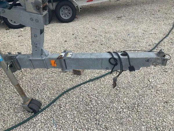 Slide: The Image of Bayliner Element F18 2018 - 10