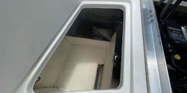 Slide: The Image of Sea Ray 190 Sport 2015 - 10