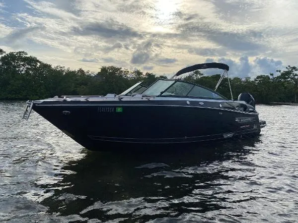 Slide: The Image of Monterey 255 SS 2021 - 9