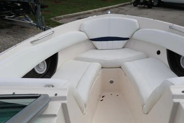 Slide: The Image of Regal 2200 Bowrider 2005 - 7
