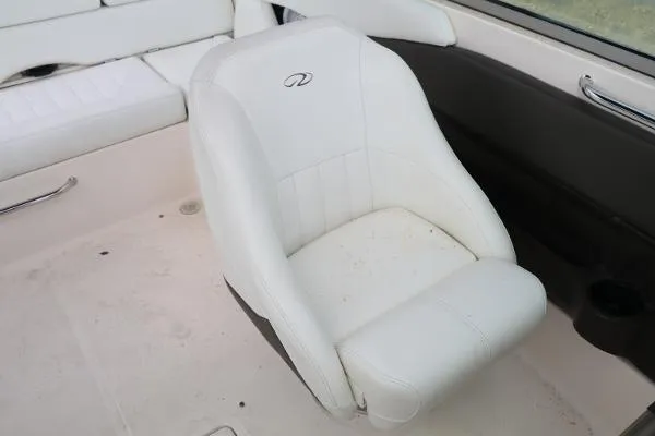Slide: The Image of Regal 2200 Bowrider 2005 - 9