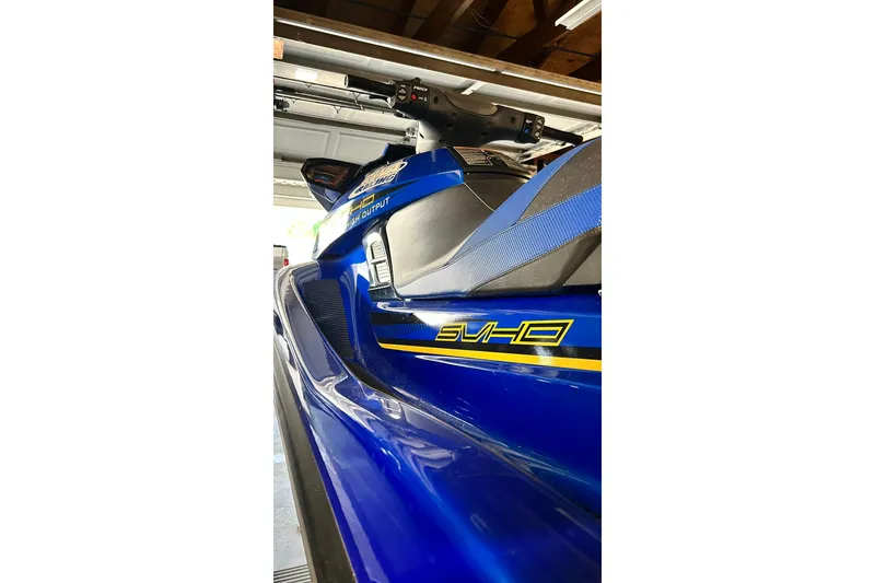 Slide: The Image of 2017 Yamaha WaveRunner FX Cruiser SVHO, blue, close-up view in garage. - 13