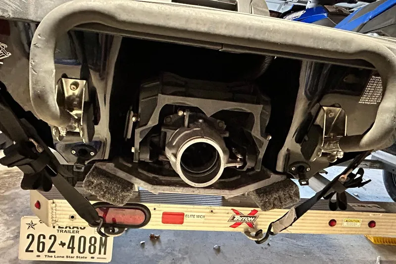 Slide: The Image of 2017 Yamaha WaveRunner FX Cruiser SVHO on trailer, rear view with Texas license plate. - 15