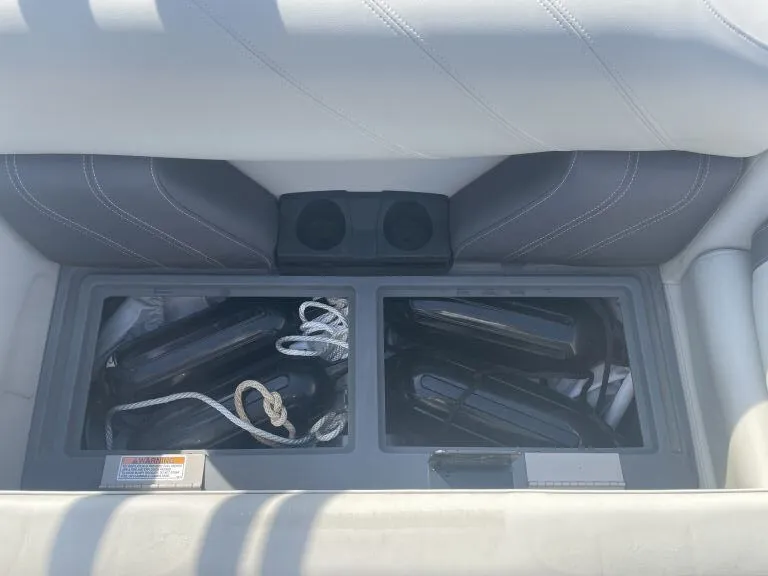 Slide: The Image of Sylvan 820 PF Mirage 2023 - 13