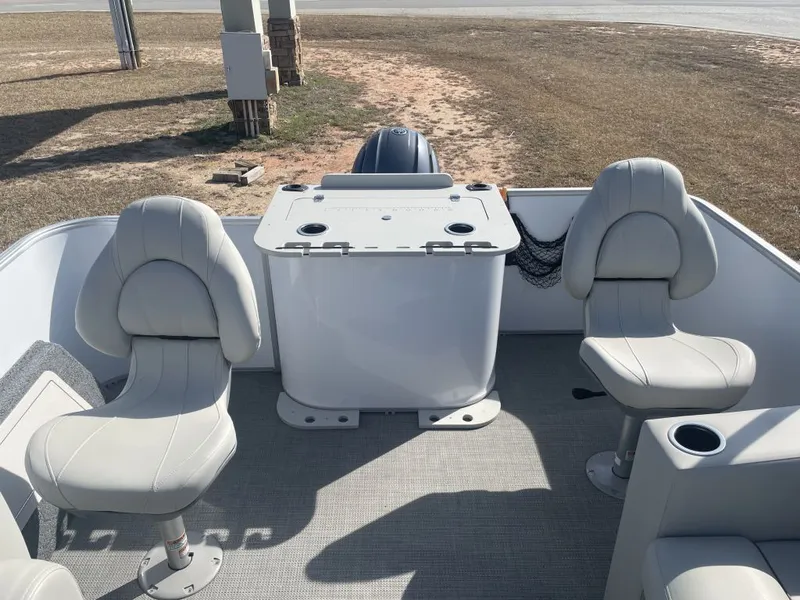 Slide: The Image of Sylvan 820 PF Mirage 2023 - 14