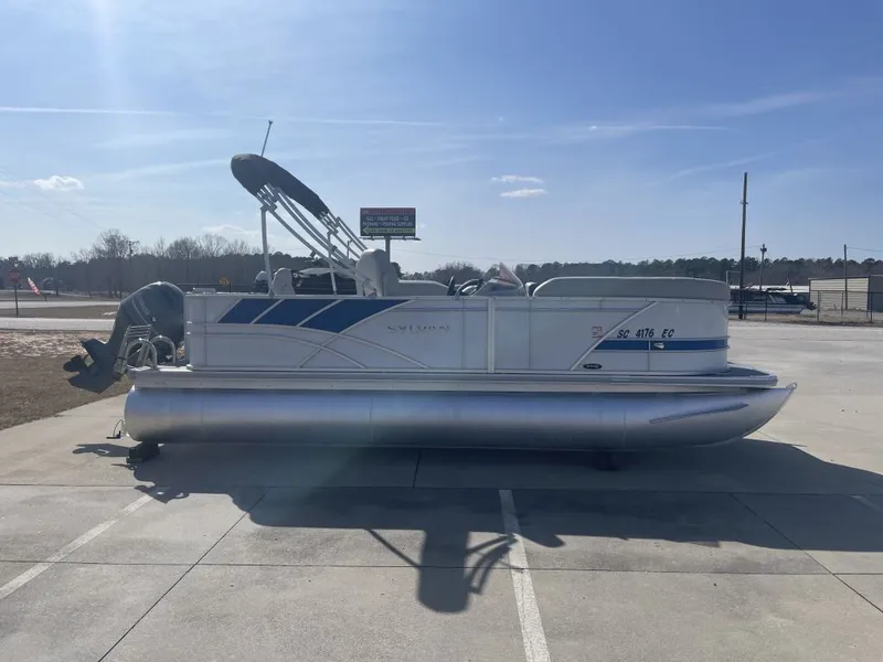 Slide: The Image of Sylvan 820 PF Mirage 2023 - 3