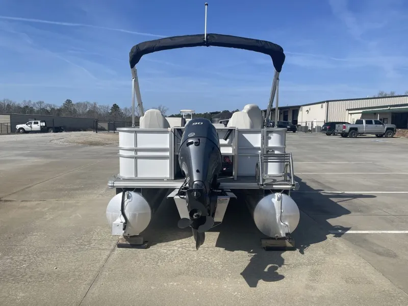 Slide: The Image of Sylvan 820 PF Mirage 2023 - 4