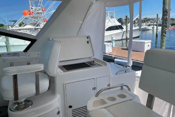Slide: The Image of Tiara 4300 Open 2001 - 11