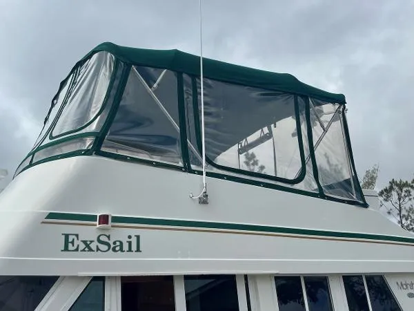 Slide: The Image of Mainship 430 Trawler 2001 - 5