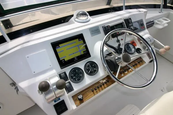 Slide: The Image of Mainship 430 Trawler 2001 - 7