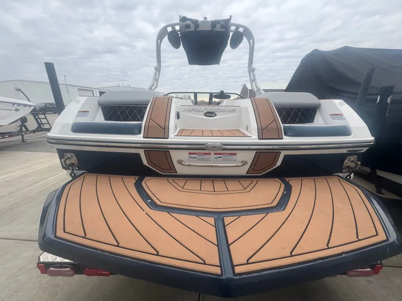 Slide: The Image of Nautique Super Air Nautique GS22 2020 - 10