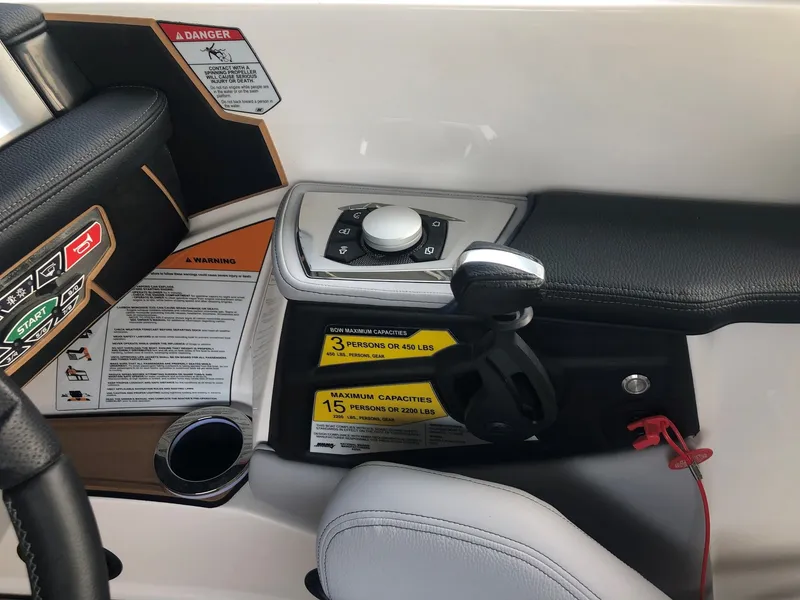 Slide: The Image of Nautique Super Air Nautique GS22 2020 - 18