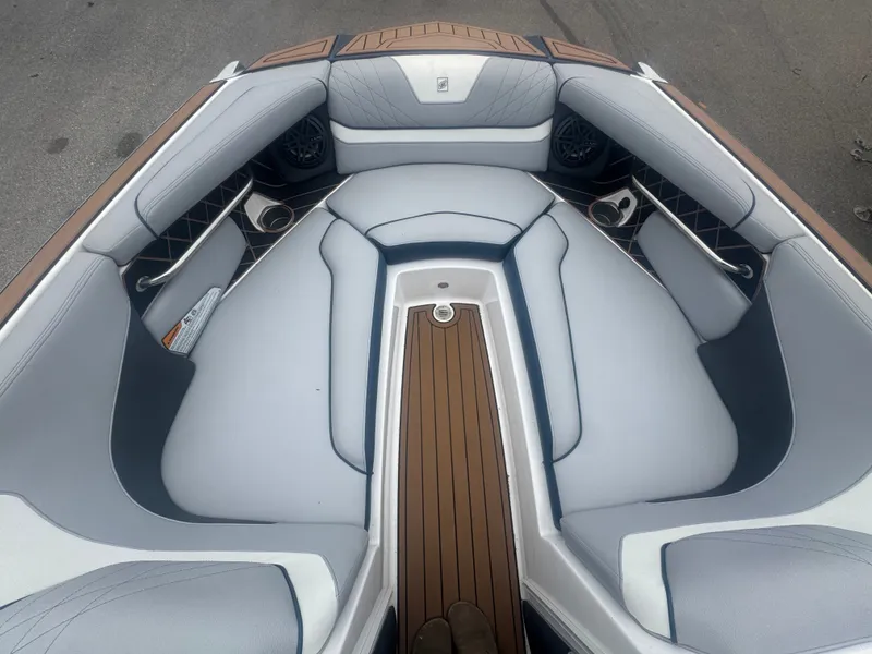 Slide: The Image of Nautique Super Air Nautique GS22 2020 - 20