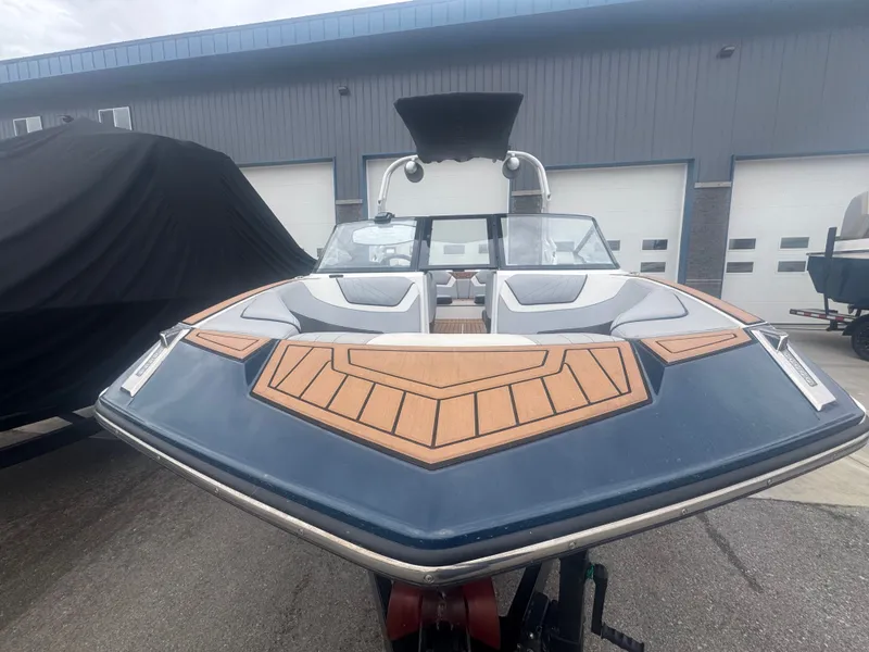 Slide: The Image of Nautique Super Air Nautique GS22 2020 - 3