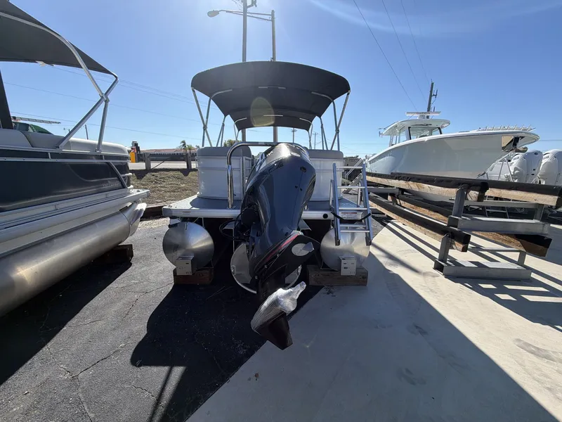 Slide: The Image of Sweetwater 2286 SBX 2026 - 6