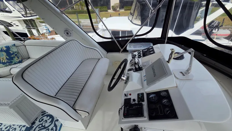 Slide: The Image of Navigator 5300 1998 - 53