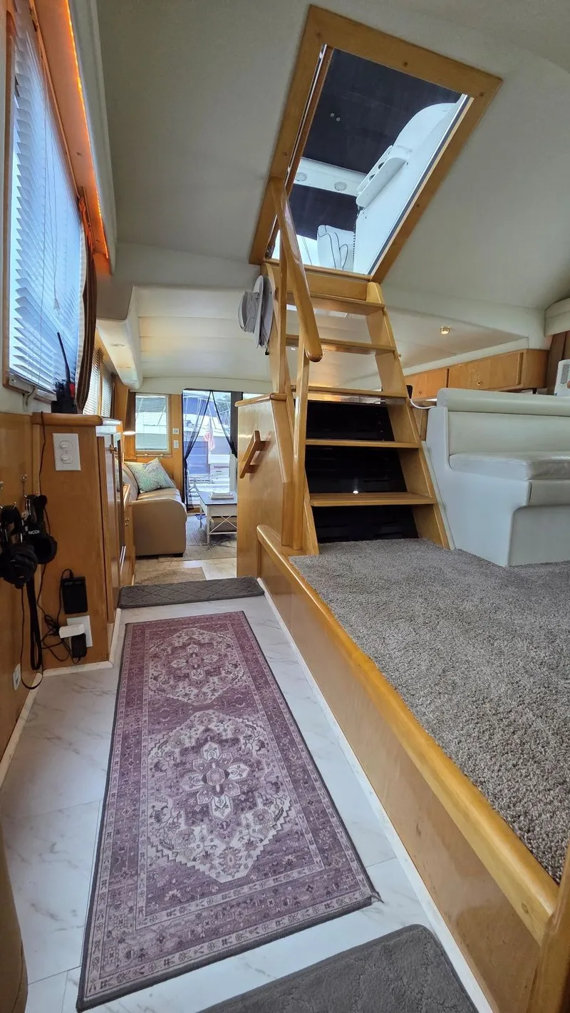 Slide: The Image of Navigator 5300 1998 - 84