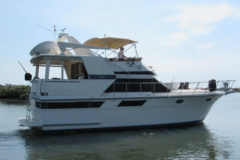 Slide: The Image of Californian 42 Motor Yacht 1987 - 0