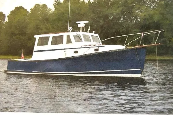 Slide: The Image of Ellis 28 Hardtop Downeast Cruiser 1987 - 5