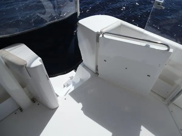 Slide: The Image of Cruisers 3750 Motoryacht 1999 - 5