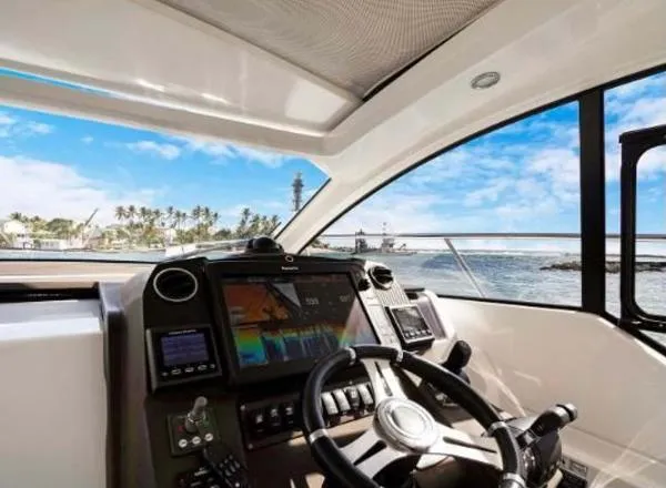 Slide: The Image of Azimut Atlantis 43 2017 - 7