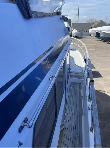 Slide: The Image of Spindrift 40 Motoryacht 1987 - 3