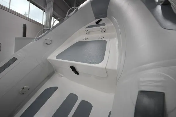 Slide: The Image of Zodiac Cadet 330 DL RIB ALU PVC In Stock 2023 - 2