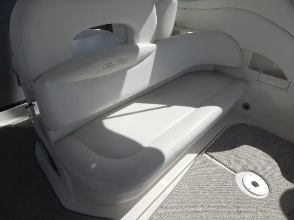 Slide: The Image of Sea Ray Sundancer 2003 - 10