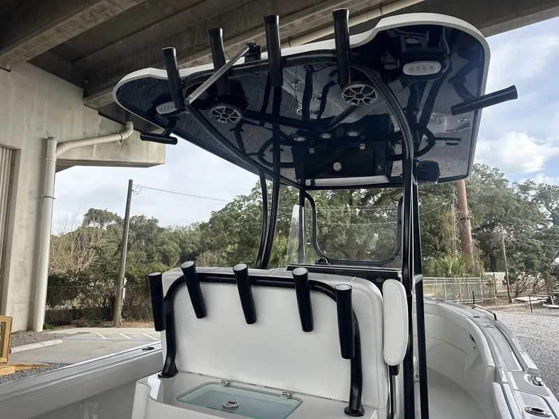 Slide: The Image of Parker Marine 230 Coastal Elite 2026 - 11