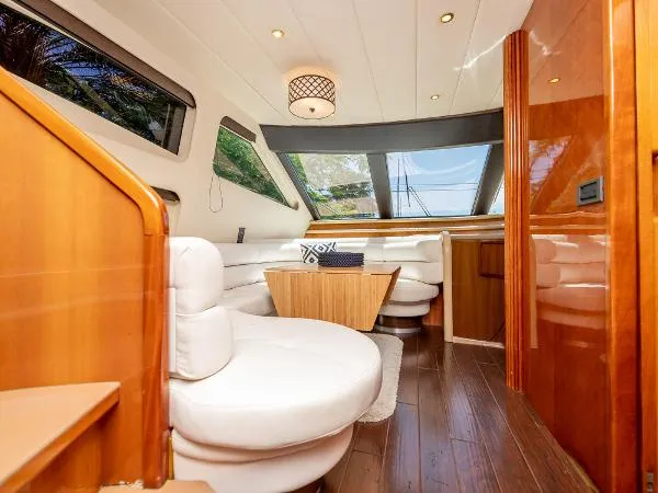 Slide: The Image of Azimut 70 Sea-Jet 2000 - 11