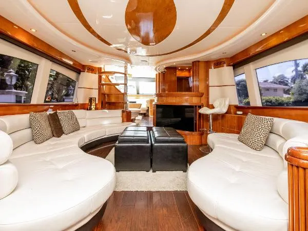 Slide: The Image of Azimut 70 Sea-Jet 2000 - 4