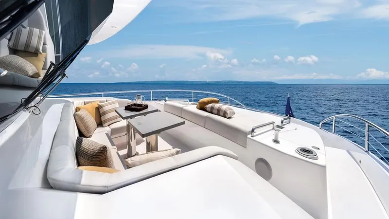 Slide: The Image of 2024 Horizon Fd80 - Image 11 - 11