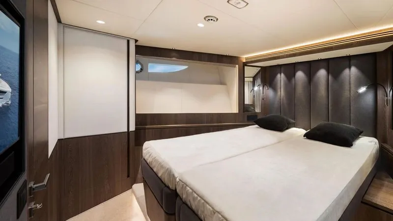 Slide: The Image of 2024 Horizon Fd80 - Image 27 - 27