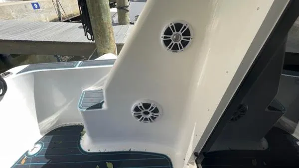 Slide: The Image of Sandpiper Enclosed Flybridge Motoryacht 2008 - 6