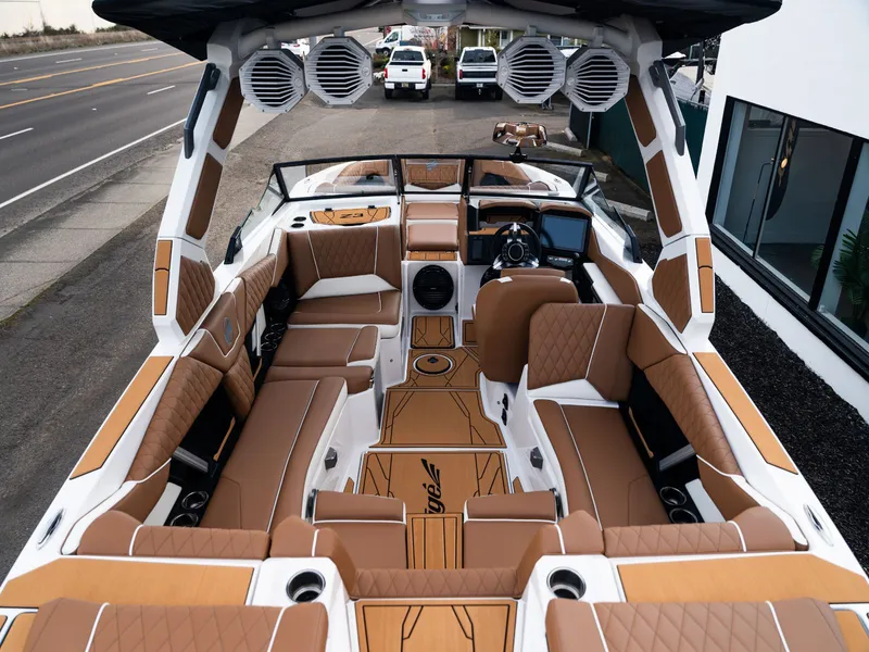 Slide: The Image of Tigé Z3 2026 - 13