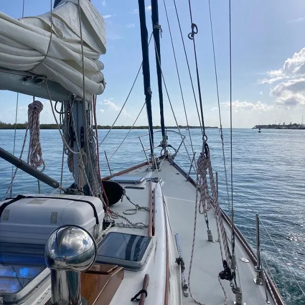 Slide: The Image of Alden 44 1991 - 11