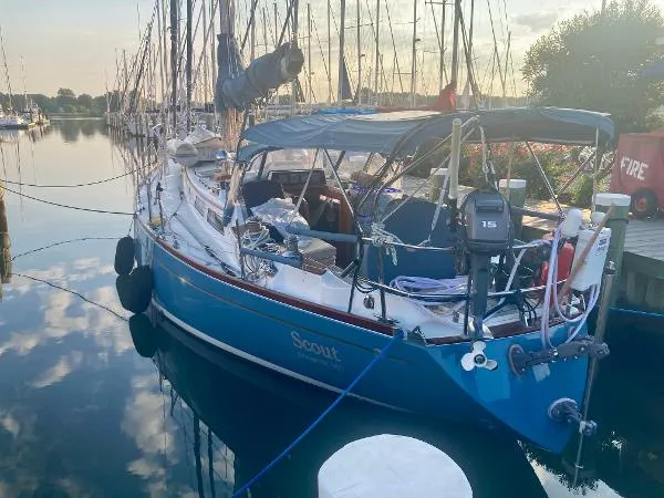 Slide: The Image of Alden 44 1991 - 2