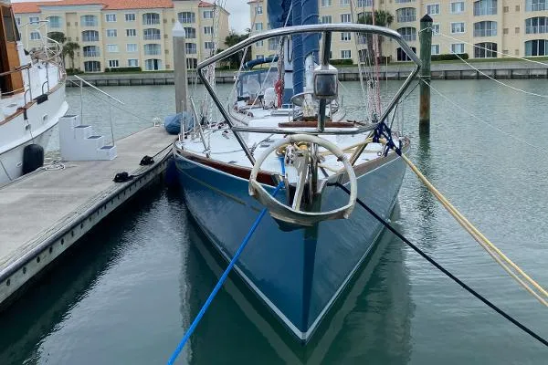 Slide: The Image of Alden 44 1991 - 3