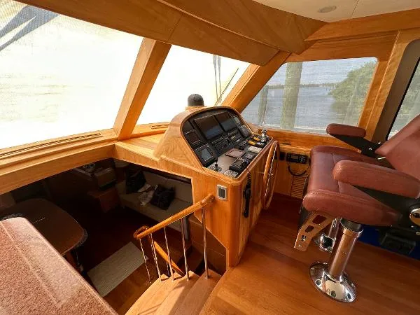 Slide: The Image of Lyman-Morse Custom LM 62 Flybridge 2008 - 7