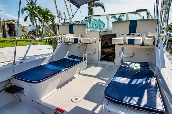 Slide: The Image of Mainship 30 PILOT 2000 - 3