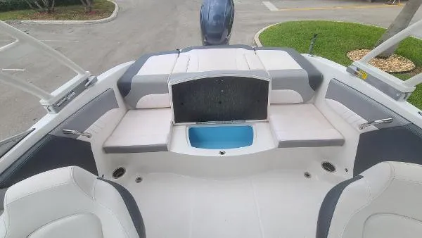 Slide: The Image of Chaparral 21 SSi OB 2020 - 7