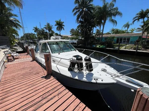 Slide: The Image of Boston Whaler Conquest 345 2008 - 4