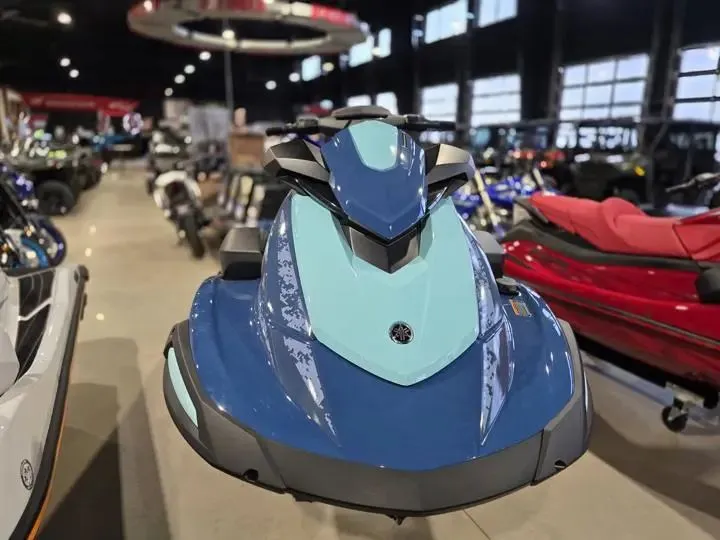 Slide: The Image of Yamaha VX Cruiser with Audio 2026 - 10